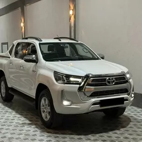 Toyota Hilux 2022