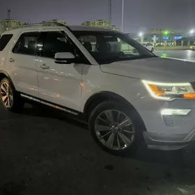 Ford Explorer 2019