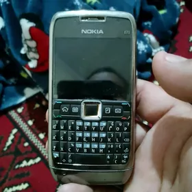 NOKIA E71