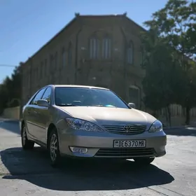 Toyota Camry 2004