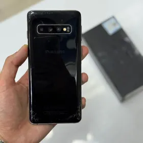 Samsung S10