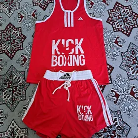boks esik