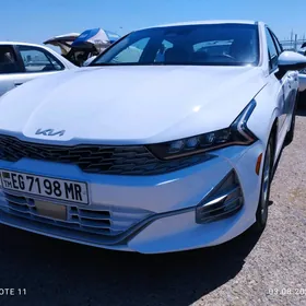 Kia K5 2021