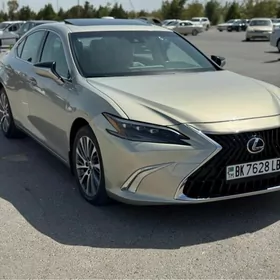 Lexus ES 350 2022