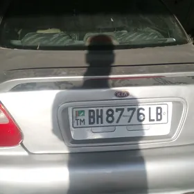 Kia Credos/Clarus 2000