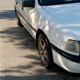 Opel Vectra 1991