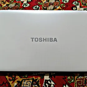 TOSHIBA noutbuk