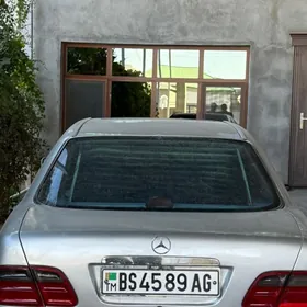 Mercedes-Benz E320 1997