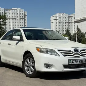 Toyota Camry 2010