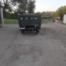 UAZ 452 1987