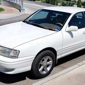 Toyota Avalon 1999