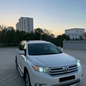 Toyota Highlander 2013