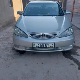 Toyota Camry 2005