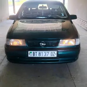 Opel Vectra 1995