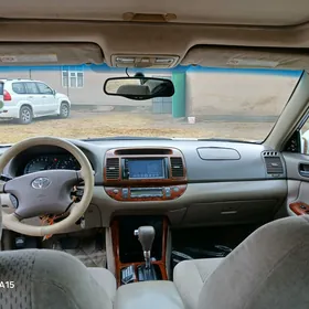 Toyota Camry 2003