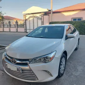 Toyota Camry 2016