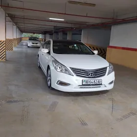 Hyundai Azera 2011