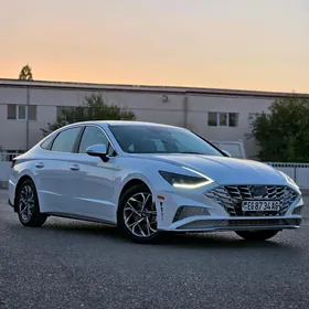 Hyundai Sonata 2021