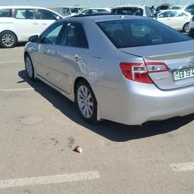 Toyota Camry 2013
