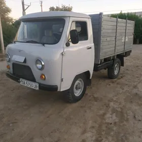 UAZ Profi 1999