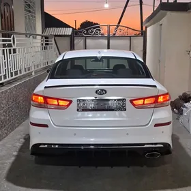 Kia Optima 2020