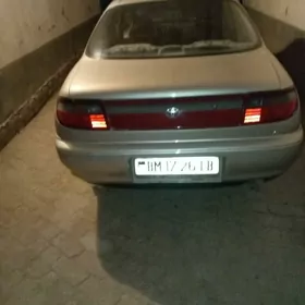 Toyota Carina 1995