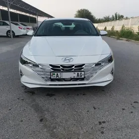 Hyundai Elantra 2021