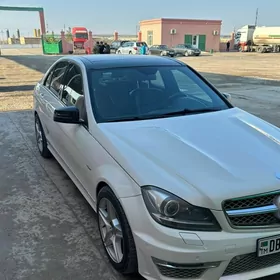 Mercedes-Benz C300 2010