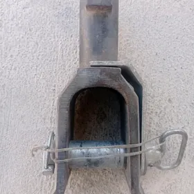Volvo farkop