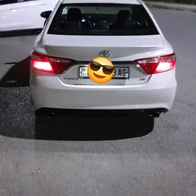 Toyota Camry 2017