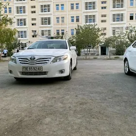 Toyota Camry 2011