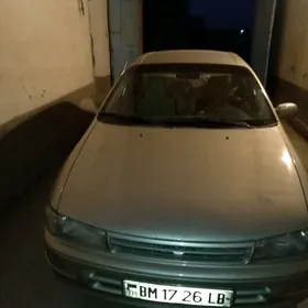 Toyota Carina 1995