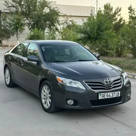 Toyota Camry 2010