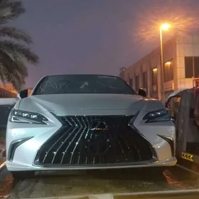 Lexus ES 350 2022