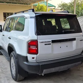 Toyota Land Cruiser Prado 2024