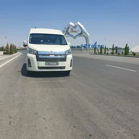Hiace 2025