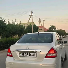 Nissan Versa 2010