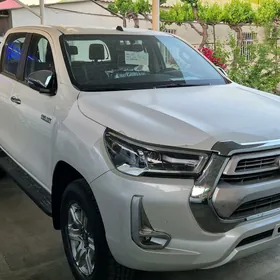 Toyota Hilux 2025