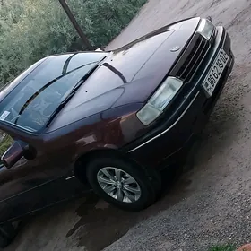 Opel Vectra 1992