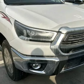 Toyota Hilux 2025