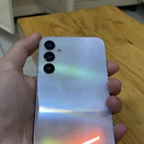 Samsung A24