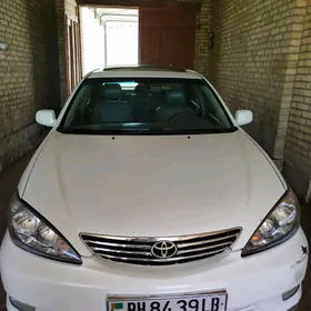 Toyota Camry 2005