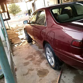 Toyota Camry 1998
