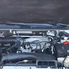 Mitsubishi Pajero 2015
