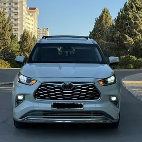 Toyota Highlander 2020