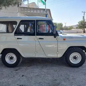 UAZ 469 2002