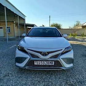 Toyota Camry 2022