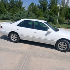 Toyota Camry 1999