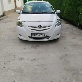 Toyota Yaris 2010