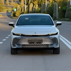 Toyota Crown 2023
